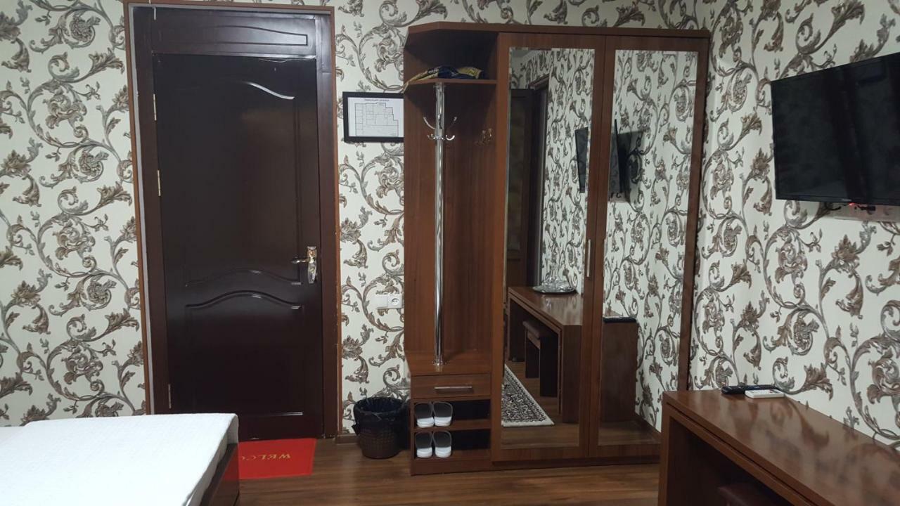 Rohat Hotel Kokand Bagian luar foto